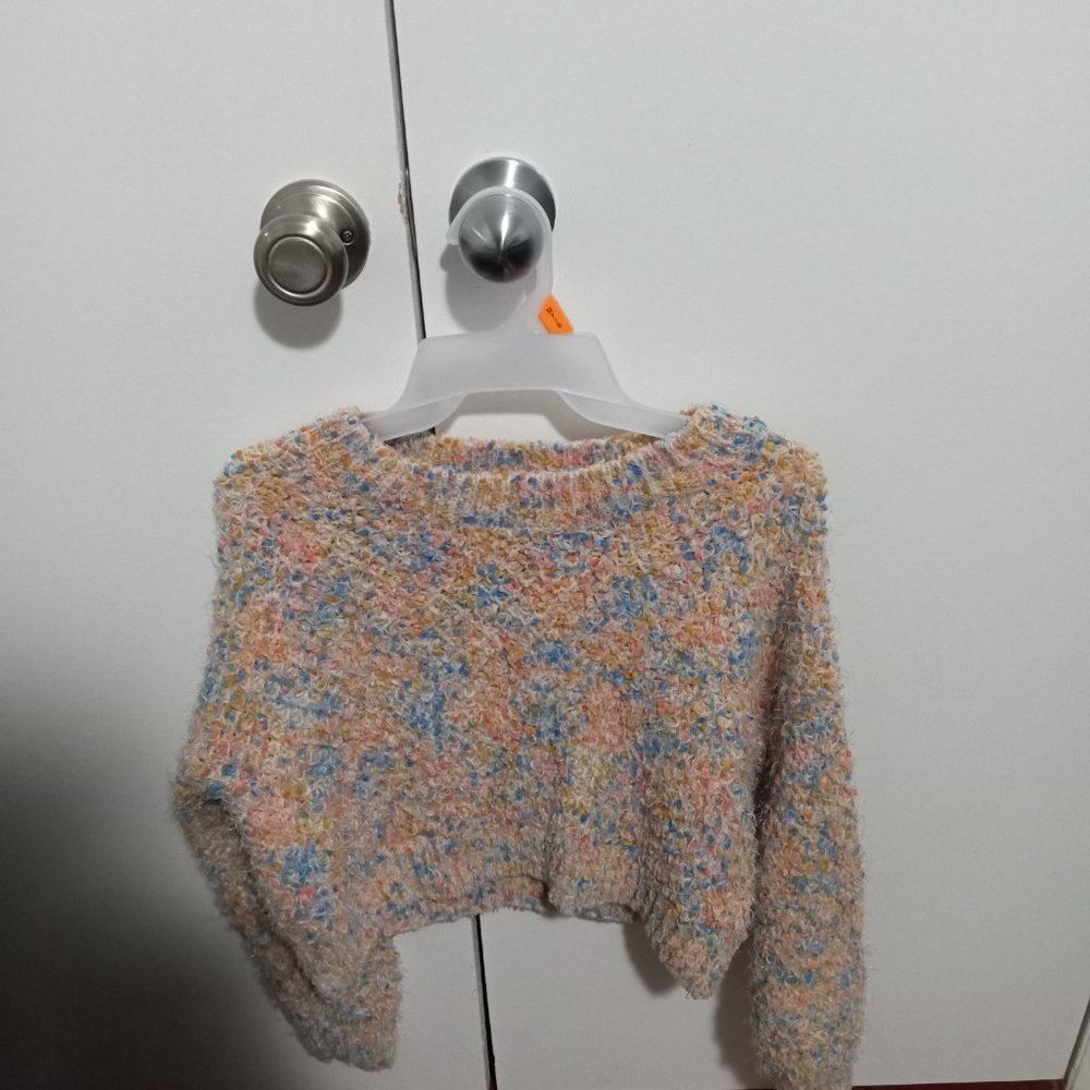 Sweater - Picture 2 of 4